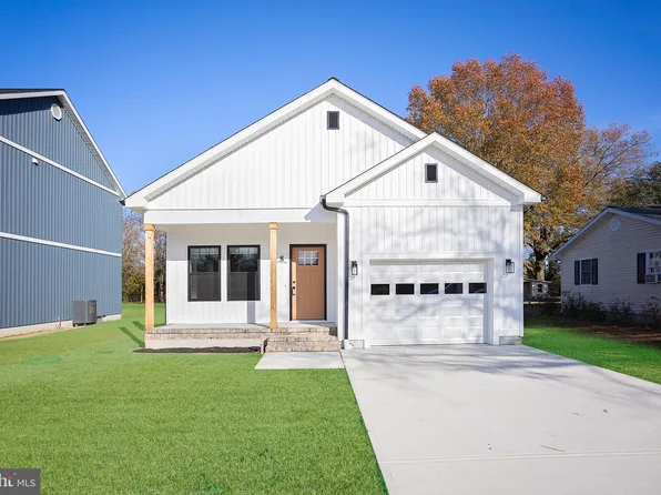 3 Sunrise Ave, Ridgely, MD 21660