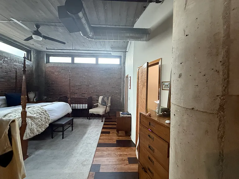 8205 Franklin Blvd #5 — Photo 5