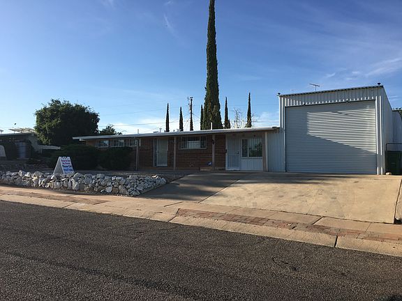 2nd image of 201 W Vista Monte Dr