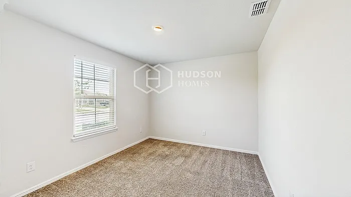 804 Loomis Trl — Photo 20
