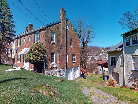 4th image of 1 Hillside Dr