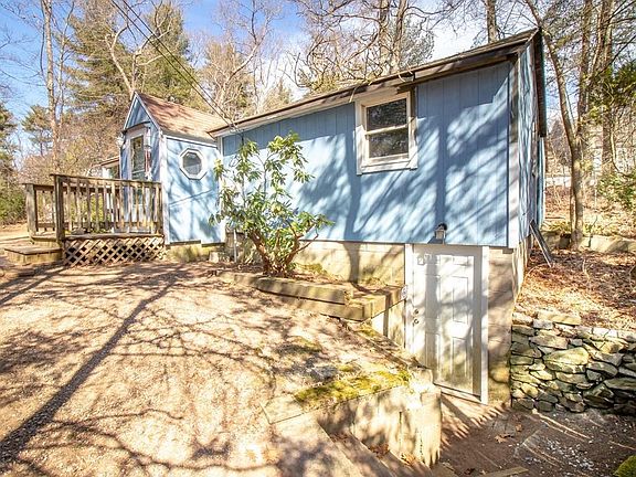 5th image of 29 Lakeshore Dr