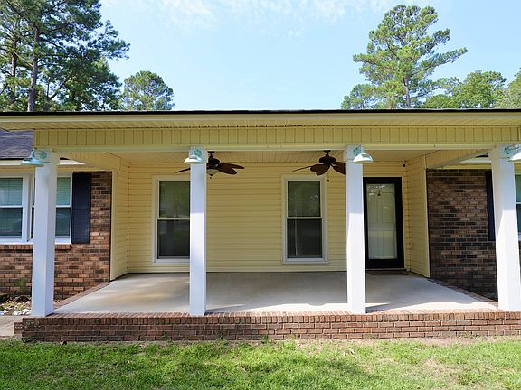 5th image of 579 Sierra St