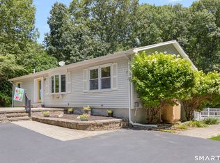 106 North Wawecus Hill Road, Norwich, CT 06360