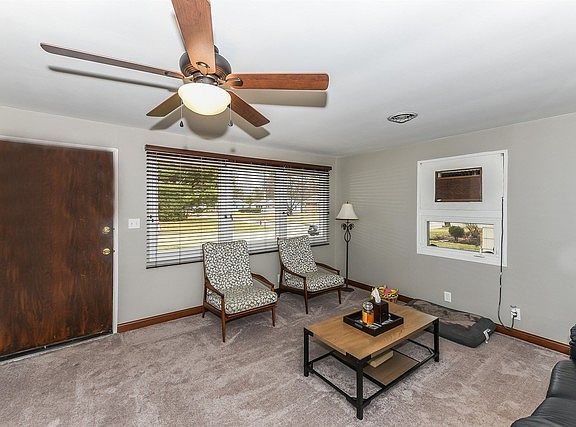 5th image of 120 Orchard Ln