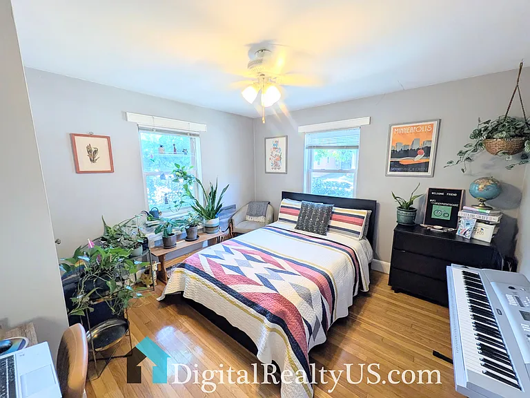 29 Aldrich Rd #1 — Photo 8