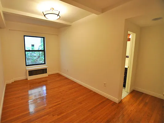 Rented by Mall Properties, Inc. | media 22