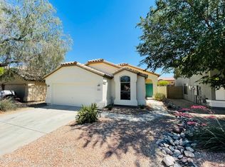 841 E Lovegrass Dr, San Tan Valley, AZ 85143