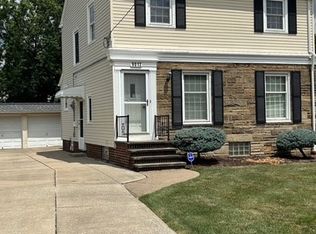 9012 W Moreland Rd, Parma, OH 44129