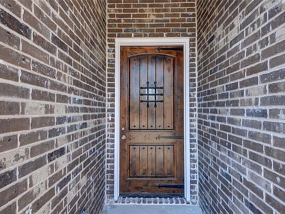 FRONT DOOR ENTRY