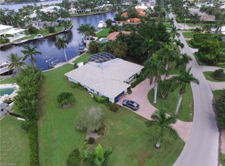 2540 Tarpon Rd, Naples, FL 34102