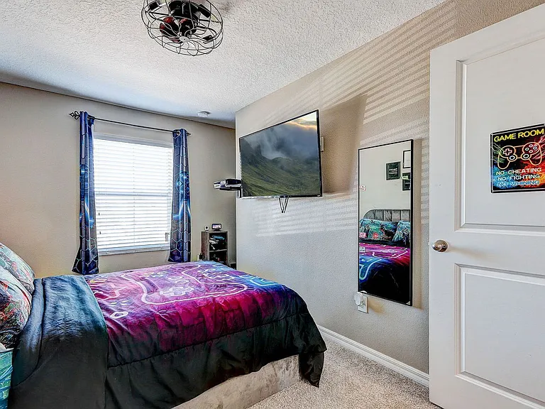 12910 Utopia Gardens Way — Photo 34