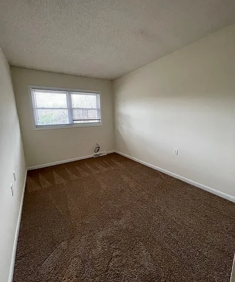 25 Dogwood Ct #C — Photo 5