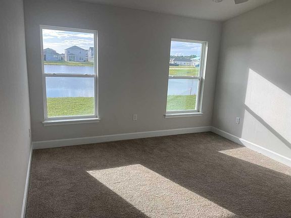 5th image of 1105 Canfield Cir SE