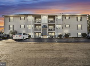 128 W Portland St APT 11, Mechanicsburg, PA 17055