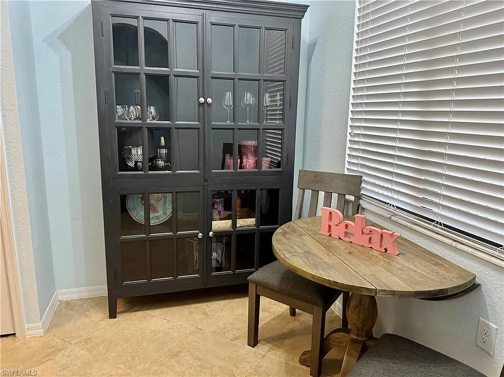 2 bed, 2.0 bath, 1194 sqft, $2,800 — Photo 4