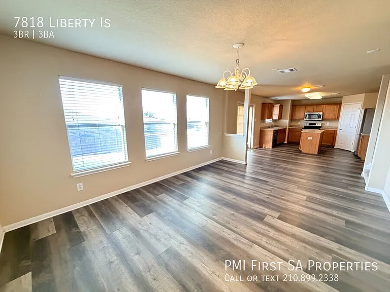 7818 Liberty Is — Photo 5
