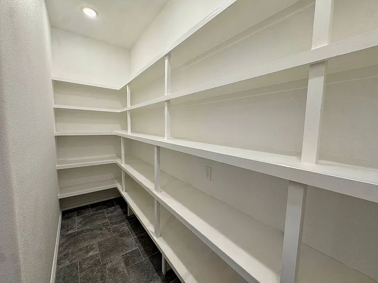 8 Gilbert Rd — Photo 13