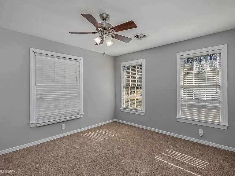 4518 Finley Dr — Photo 8