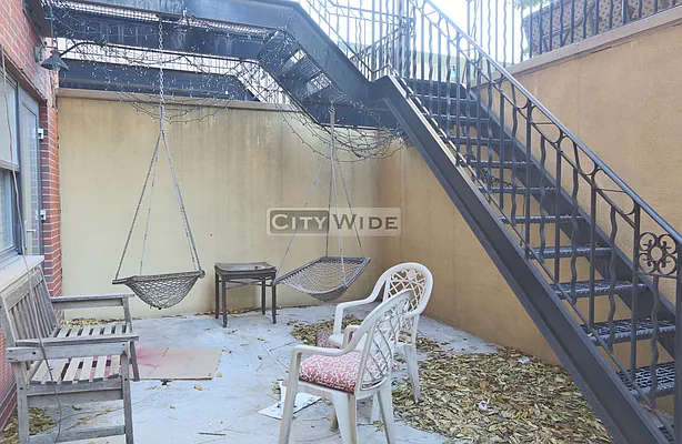 Rented by City Wide Apartments | media 9