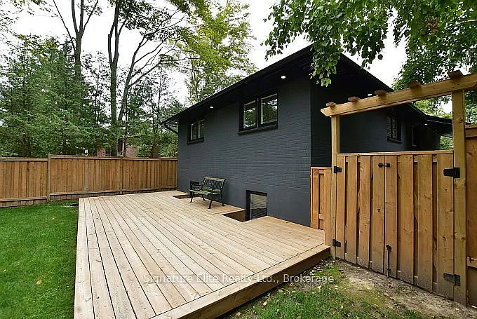 25 Lyncroft Dr #MAIN — Photo 20