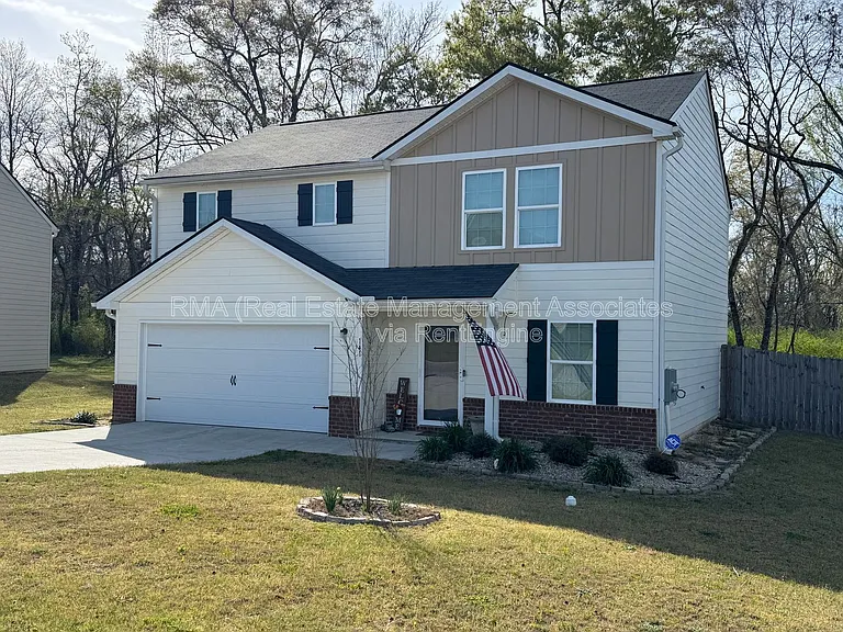 141 Catalpa Rd — Photo 1