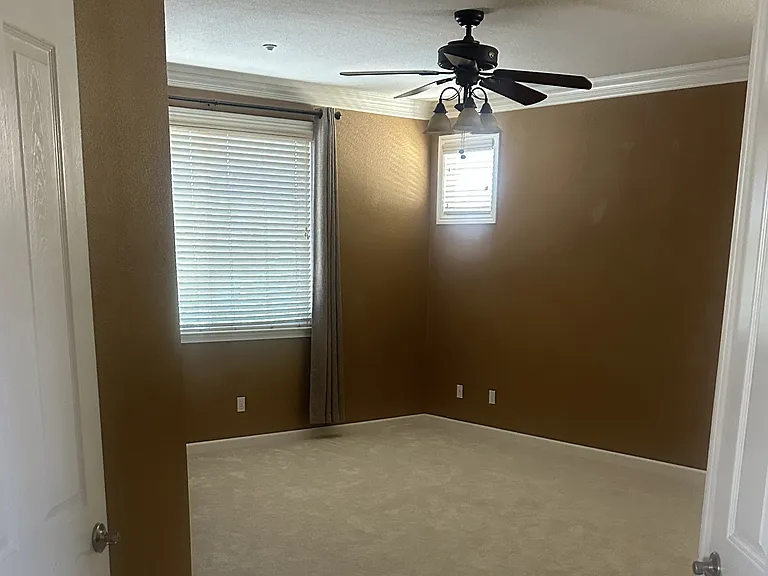 1493 Dawnview Ct — Photo 13