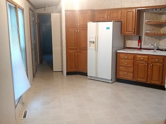 5th image of 8800 S Harlem Ave Trailer 1615