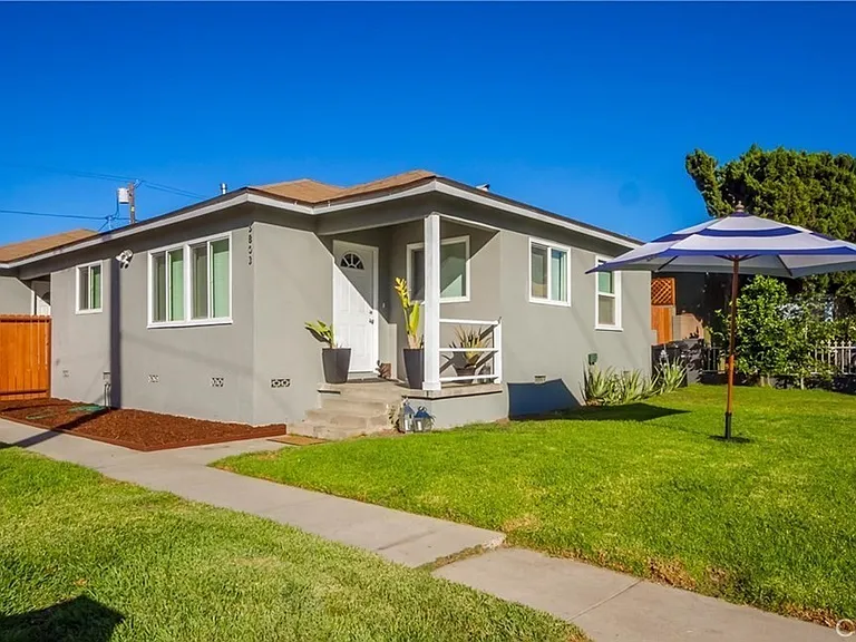 5803 Cartwright Ave — Photo 1