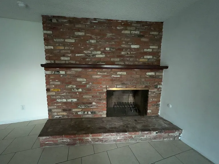 8145 Garden View Ave #A — Photo 6