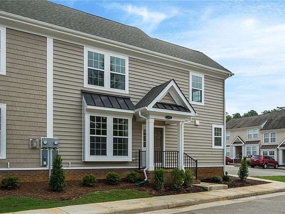 3rd image of 2400 Prince Andrew Ct #39