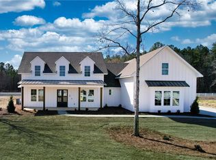 4013 Blackberry Ln, Auburn, AL 36830