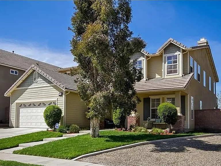24967 Cliffrose St — Photo 24