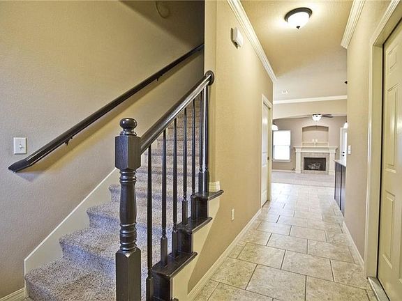 2nd image of 2634 N Villa Blvd