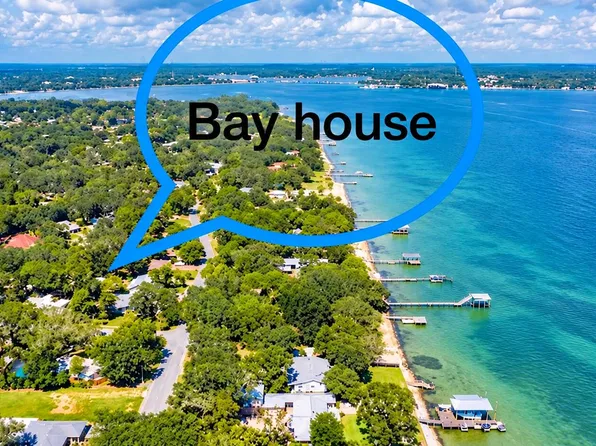 6 Bay Ct NE, Fort Walton Beach, FL 32548