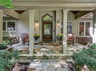 2520 Evans Rd, Hendersonville, NC 28739