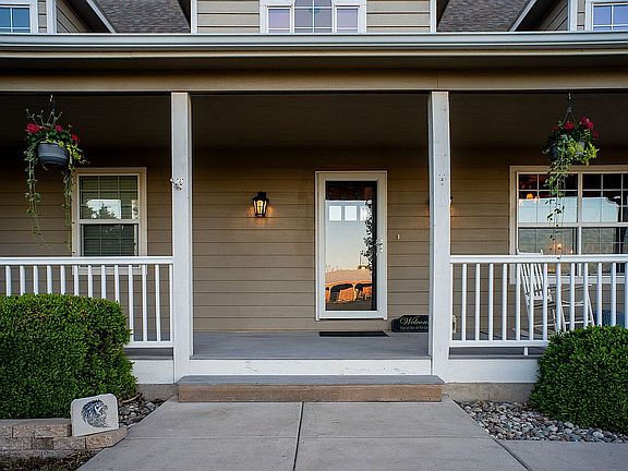 4th image of 1730 Avenue N