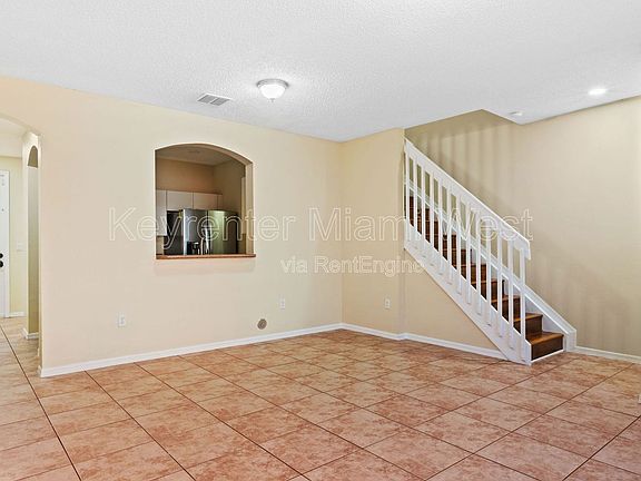 2nd image of 4215 NE 22nd Dr