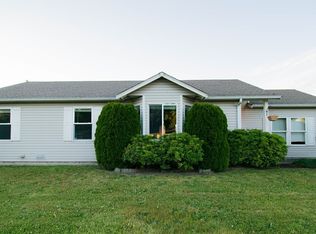 993 Peterson Rd, Burlington, WA 98233