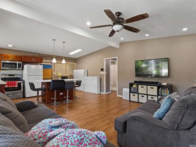 94-555 Awamoi St, Waipahu, HI, 96797