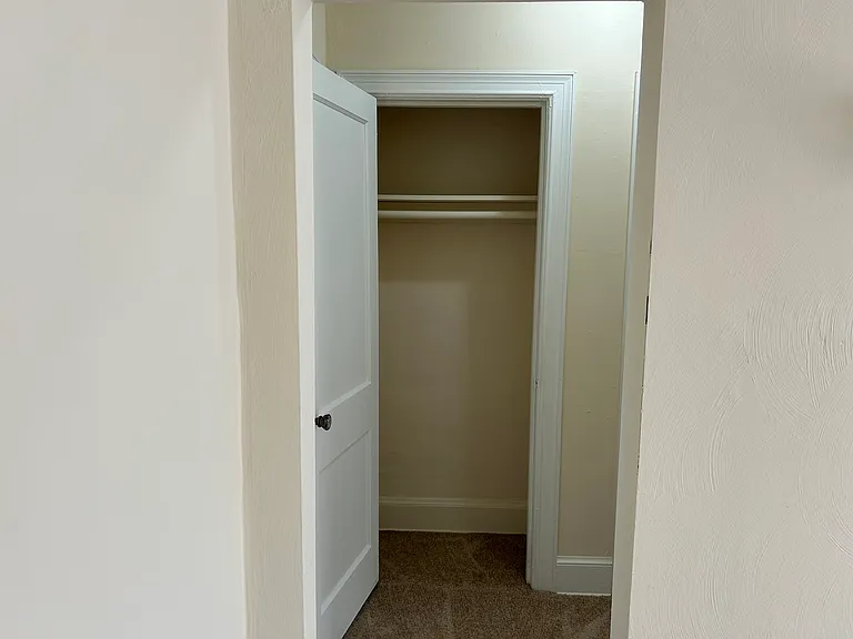 Park Manor — Photo 9