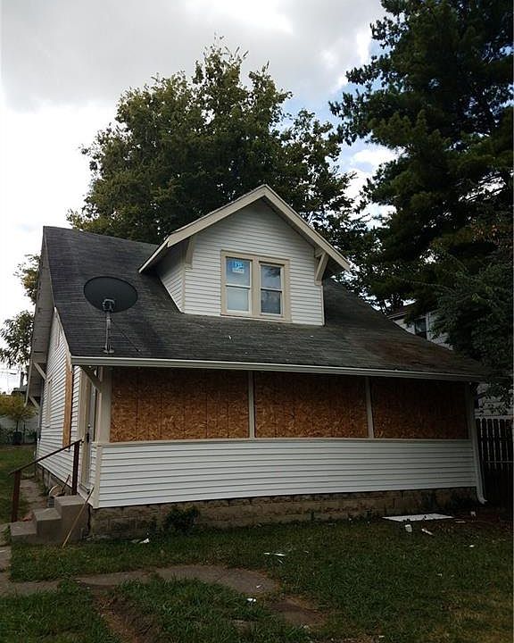 2nd image of 1107 W Congress Ave