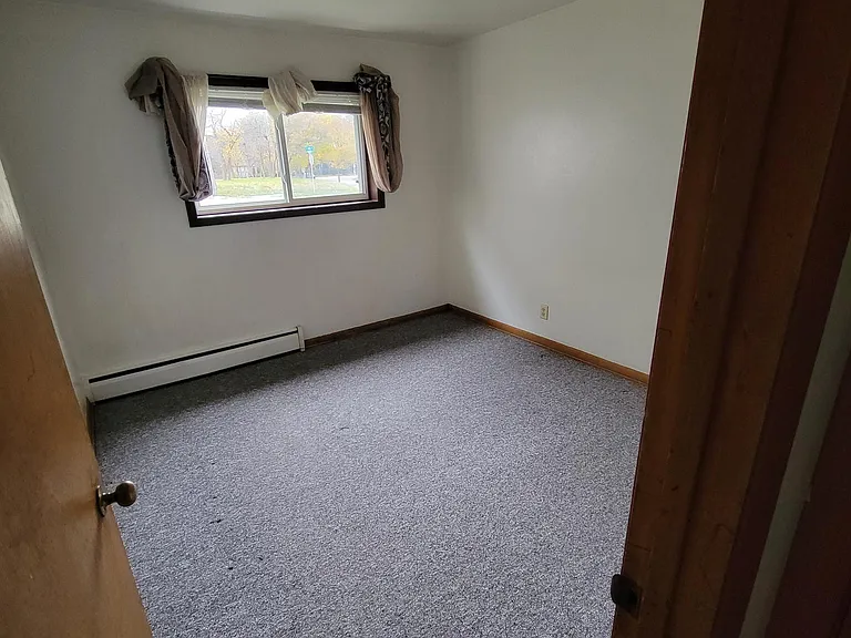 6521 W Beloit Rd #4 — Photo 7