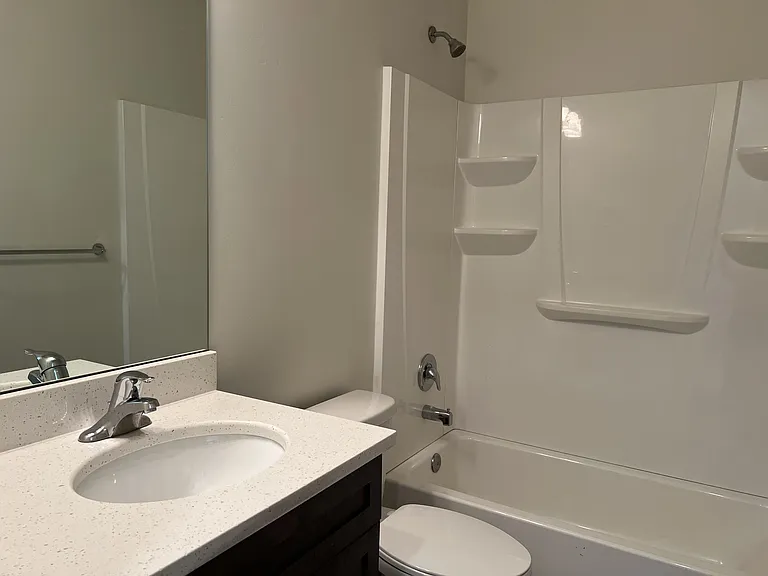 Main Floor 2nd Full Bathroom