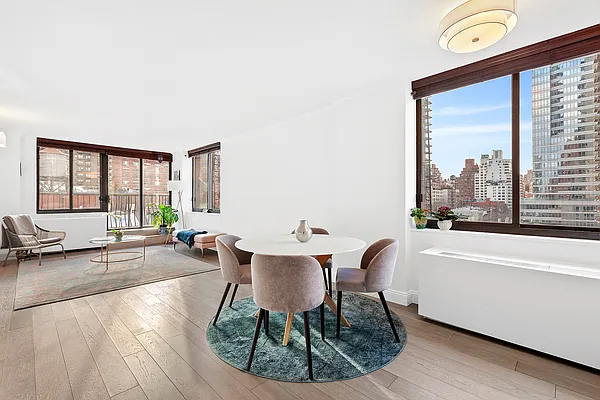 Rented by Compass | media 7