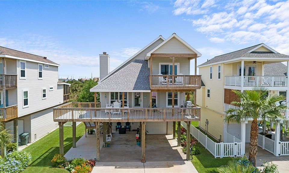 1st image of 22315 Isle View Dr