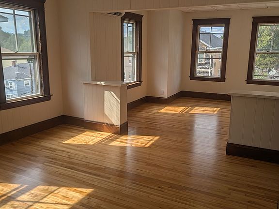 5th image of 15 Ericsson St APT 3