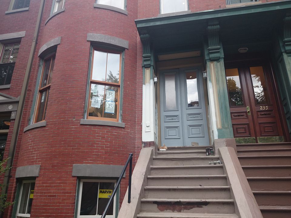 2nd image of 237 W Canton St