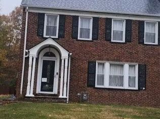 16157 Glynn Rd, East Cleveland, OH 44112