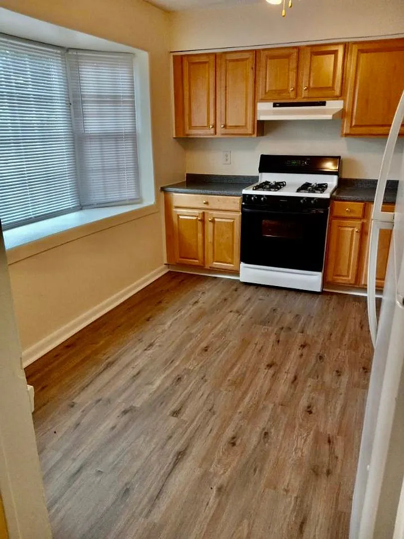 New Renovated 3 Bedroom Townhouse Fredericksburg, Stafford County — Photo 3